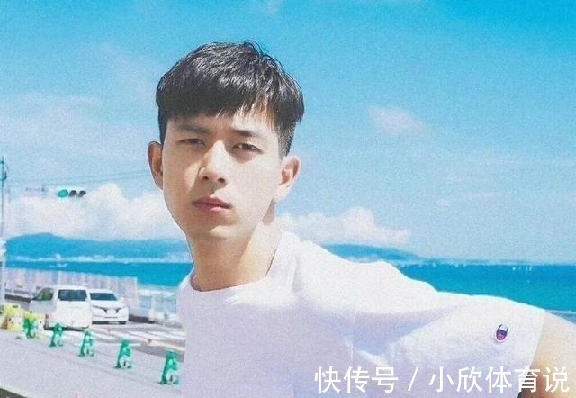 发型 男生“两边铲”发型真的太帅了,今年试试这几款,简单潮流更有范!