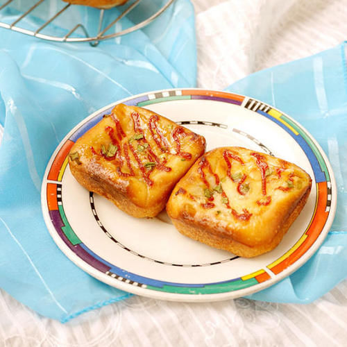 迷你香葱芝士火腿小方包,葱香浓郁,味道不错哦