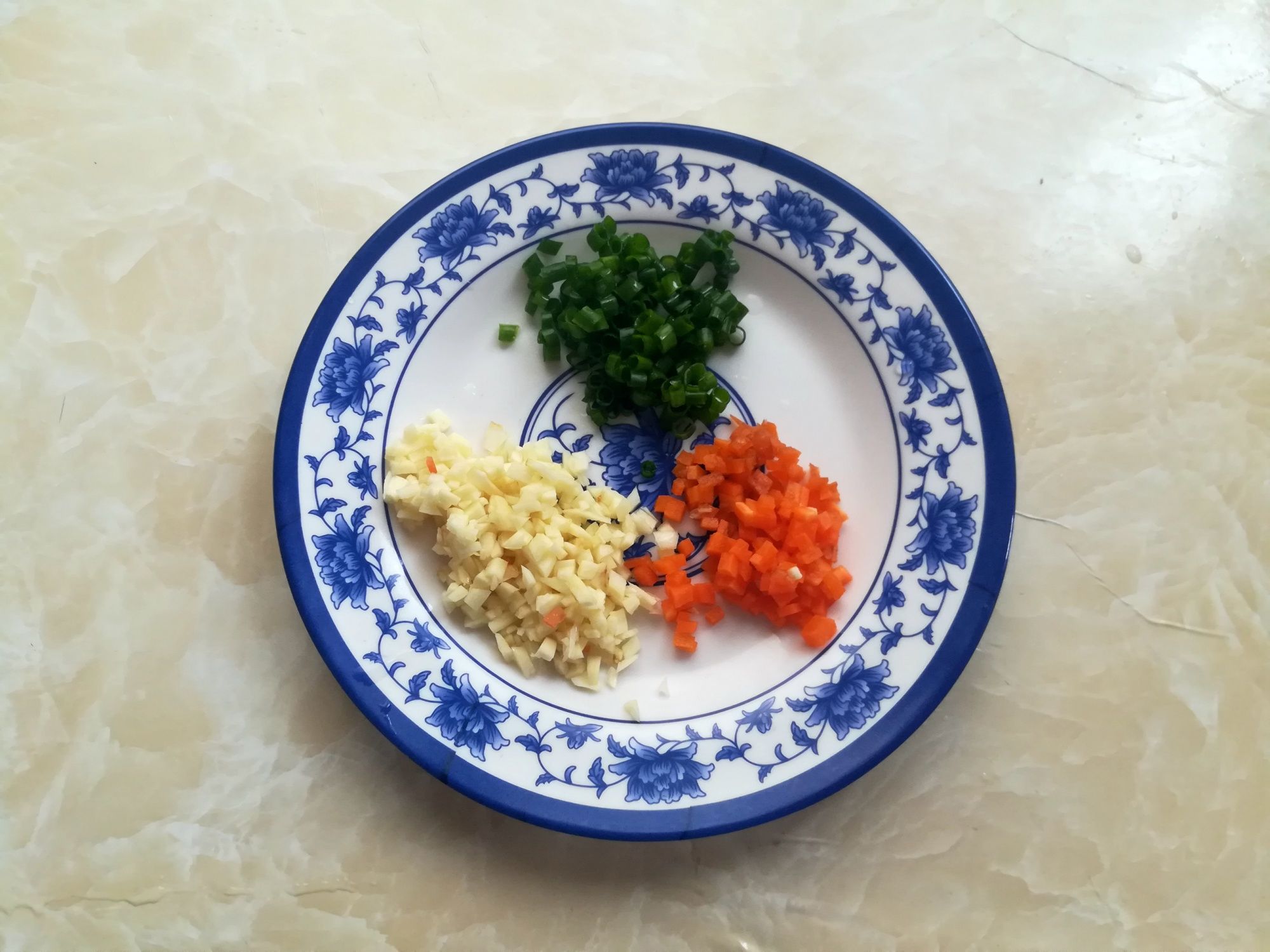 白菜和它是绝配，蒸10分钟出锅，营养好吃不上火，比大鱼大肉强