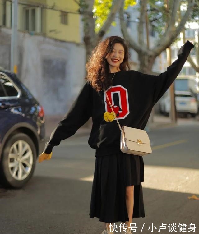 模特|为什么你网购的衣服都很丑！