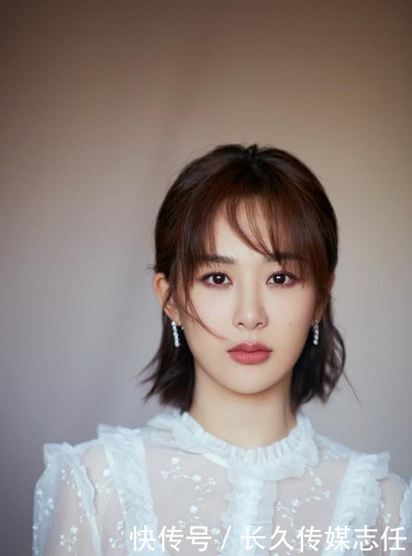 发型师透露:这3种发型留久了,会加速“脱发”,发际线还易上移