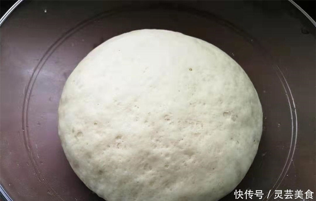 比面包还软的发面饼做法,简单易学,早上起来10分钟出锅