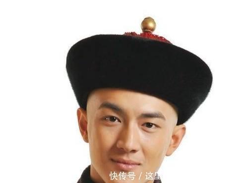皇位|清朝最幸运的王爷,年龄太小被雍正当“儿子”养,3代皇帝都宠他!