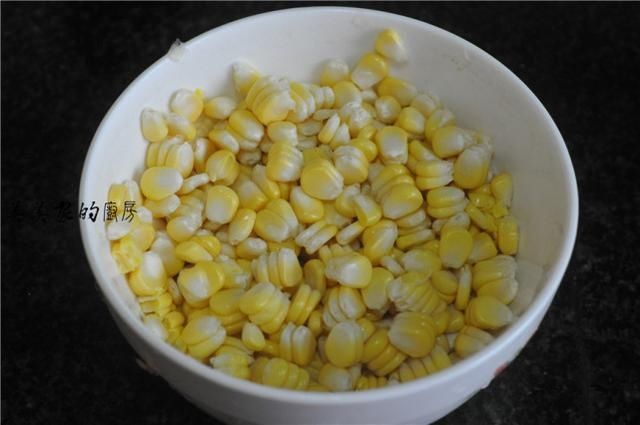 比蛋糕健康，比馒头好吃，天冷多吃枣米糕，软糯清香比吃肉还好