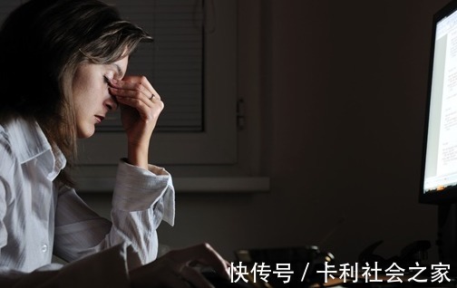 肝脏|别让肝火“烧”掉寿命：这四个症状是肝脏在呼救