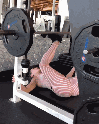 动作|5个练臀动作: 让你秀出圆润的翘臀!