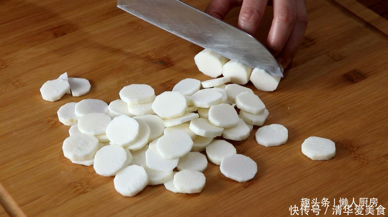 揉面不加一滴水，教你奶香山药小饼的做法，大人小孩都爱吃