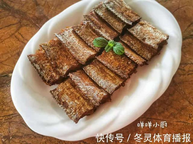 带鱼的懒人做法，低卡少油又补脑，外酥里嫩巨好吃，给孩子做一做