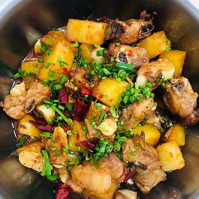 烧土豆|排骨烧土豆