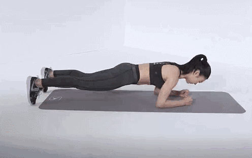 背部|掌握锻炼的方法至关重要,卷腹,仰卧起坐等都有助于腹肌的形成