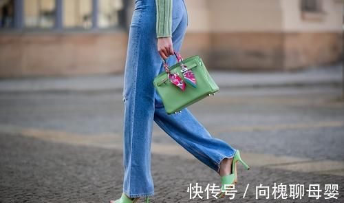 彩色 高跟鞋还是得穿彩色的,不仅显嫩还酷炫,看着就贵多了