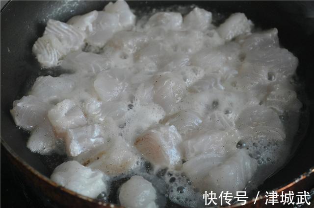秋后,最该吃的不是草鱼鲫鱼,而是它!8块钱买一条,补足气血!