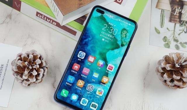 起步价格|想买华为5G手机要注意,这3款手机诚意严重不足,一定要小心