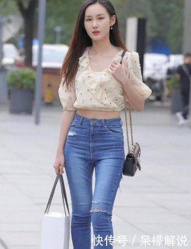 美女|微胖的牛仔裤美女最能展现出腿部的线条之美
