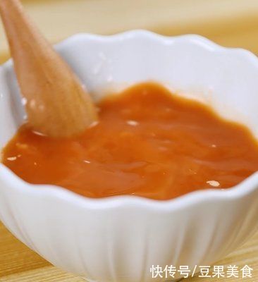 用年夜饭桌有什么？张灯结彩 可以勾住家人的胃