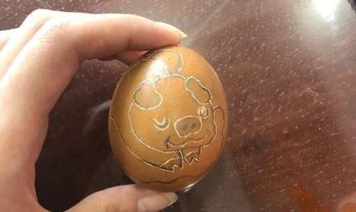 法国人|法国人中国人简直有毒,为什么要把黄瓜雕成我吃不起的样子