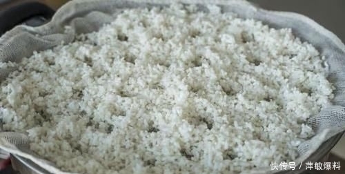 糯米卷的好吃做法，软糯香甜不沾牙，出锅比红烧肉香，上桌就扫光