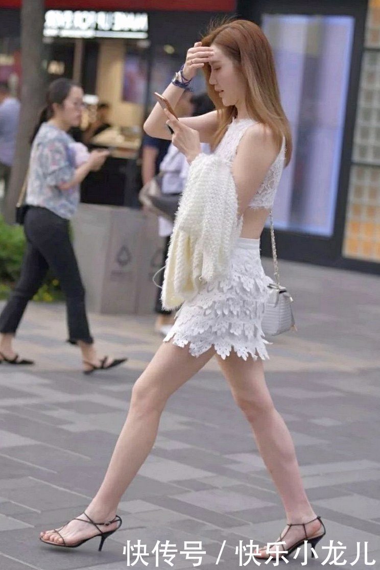 只需愿意|美女的蕾丝装够清凉了,玩的是微透和微露!