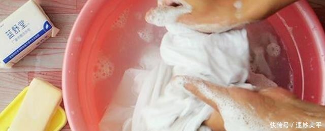 洗衣粉|洗衣粉和洗衣液哪个更好用?其实“差距”很大,很多人都不知道