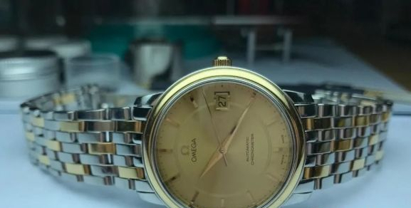 不凡|仪表不凡说表:几千元的ETA机芯居然可以完胜几万元的自产机芯?