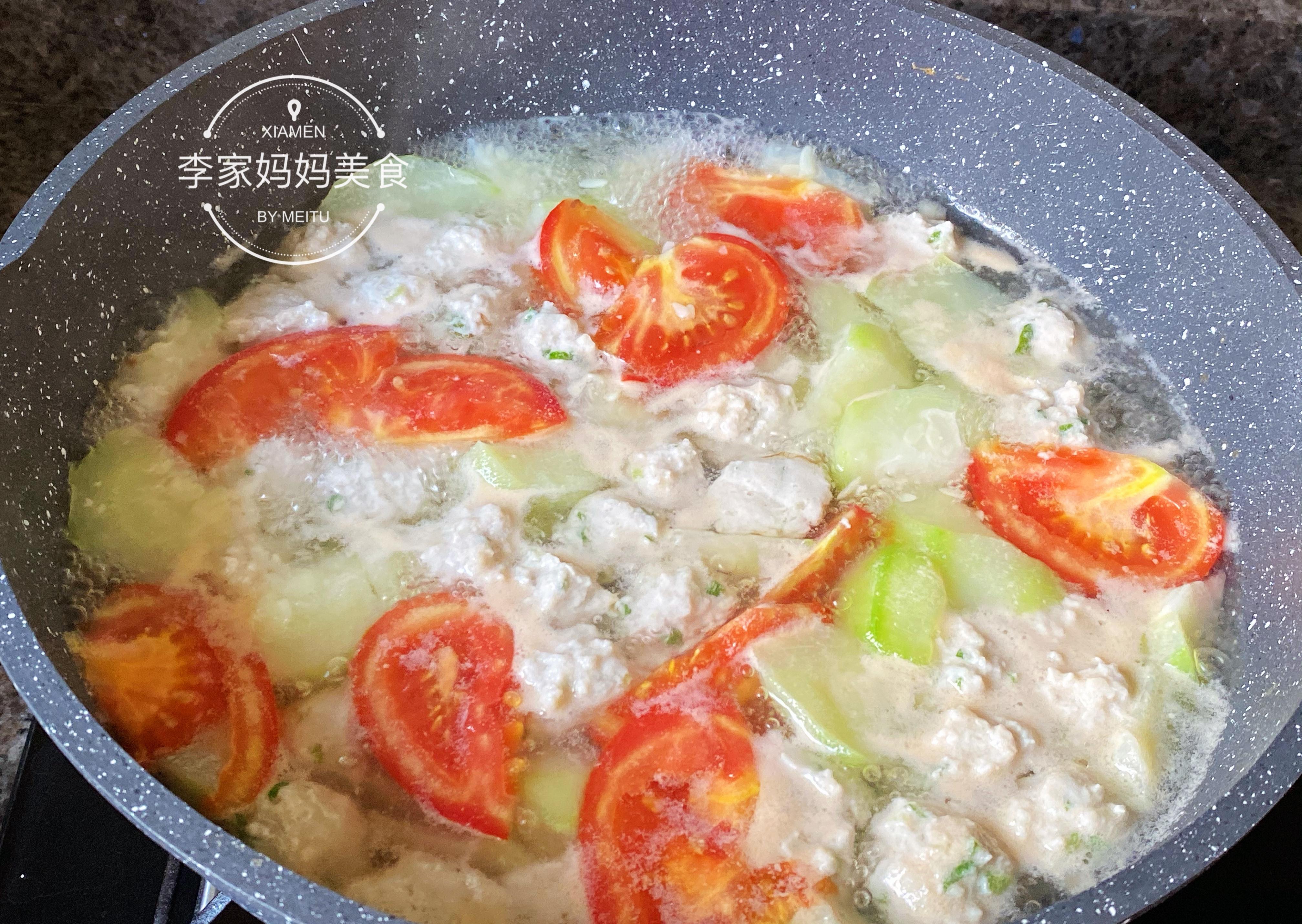 丸子|“秋后一碗汤，赛过喝参汤”，分享一道美味汤，营养开胃去秋燥