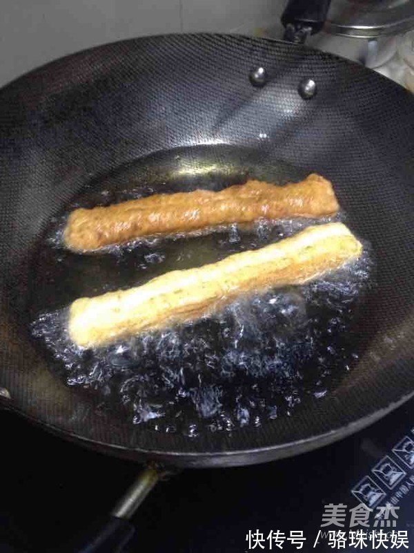 70岁爷爷的健康油条秘方，几分钟就学会，早餐再也不用出去买了