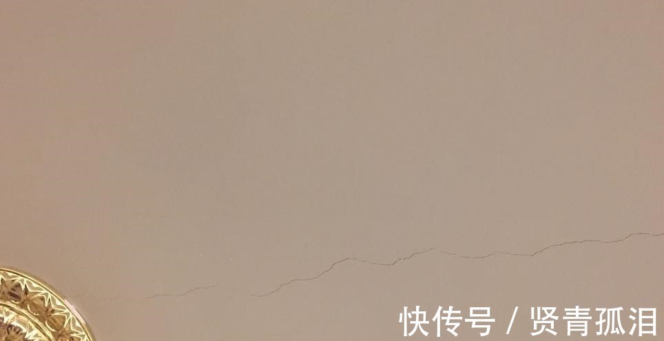 水泥浆|装修刷乳胶漆,有3种情况容易出现裂纹,预防和处理很重要