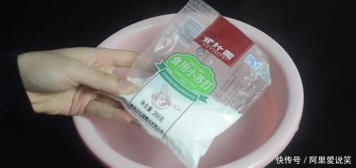 梳子|在梳子上涂抹牙膏，作用真厉害，我也是刚知道，快回家试一试