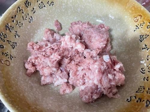 饺子皮|今日入伏，用这菜包饺子好，杀菌能力强，荤素搭配，适合天热吃