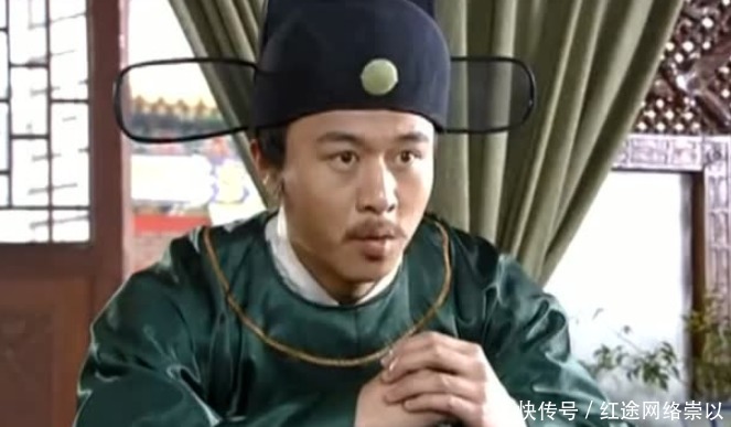 免死|皇帝要处死大臣，大臣：我有免死金牌，皇帝：你看反面写了啥