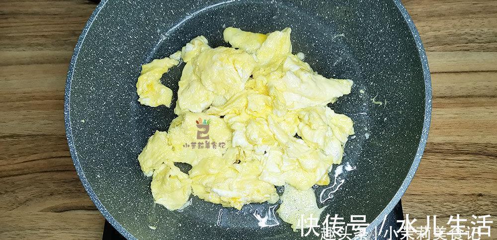 西红柿|西红柿炒鸡蛋有讲究,牢记“3不放”,难吃破坏营养,很多人不懂