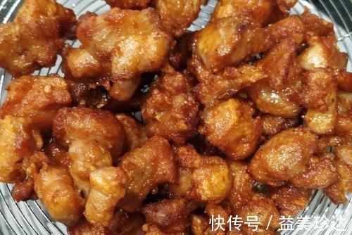 年夜饭，大厨教你辣子鸡的正宗做法，香辣过瘾，端上桌全家都爱吃