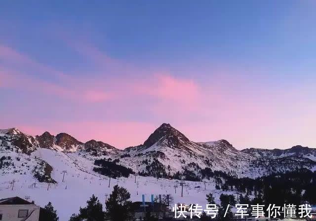 法国|四无国家:无军队、无税收、无大学、无货币