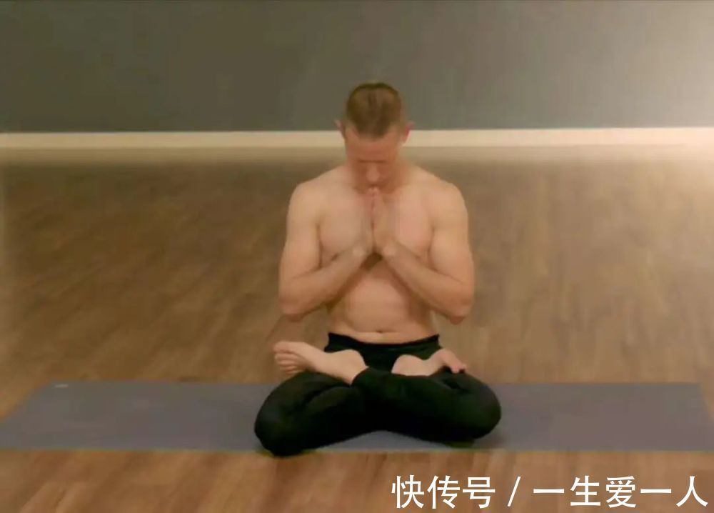鸽子式|6个瑜伽准备体式,助你练成最好的坐姿全莲花,让你能舒适的保持