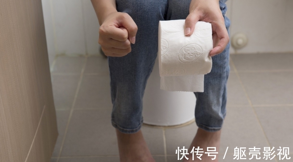 玉米|26岁女子常年便秘，肠道坏死，医生：这3种食物是“清粪高手”，不妨常吃