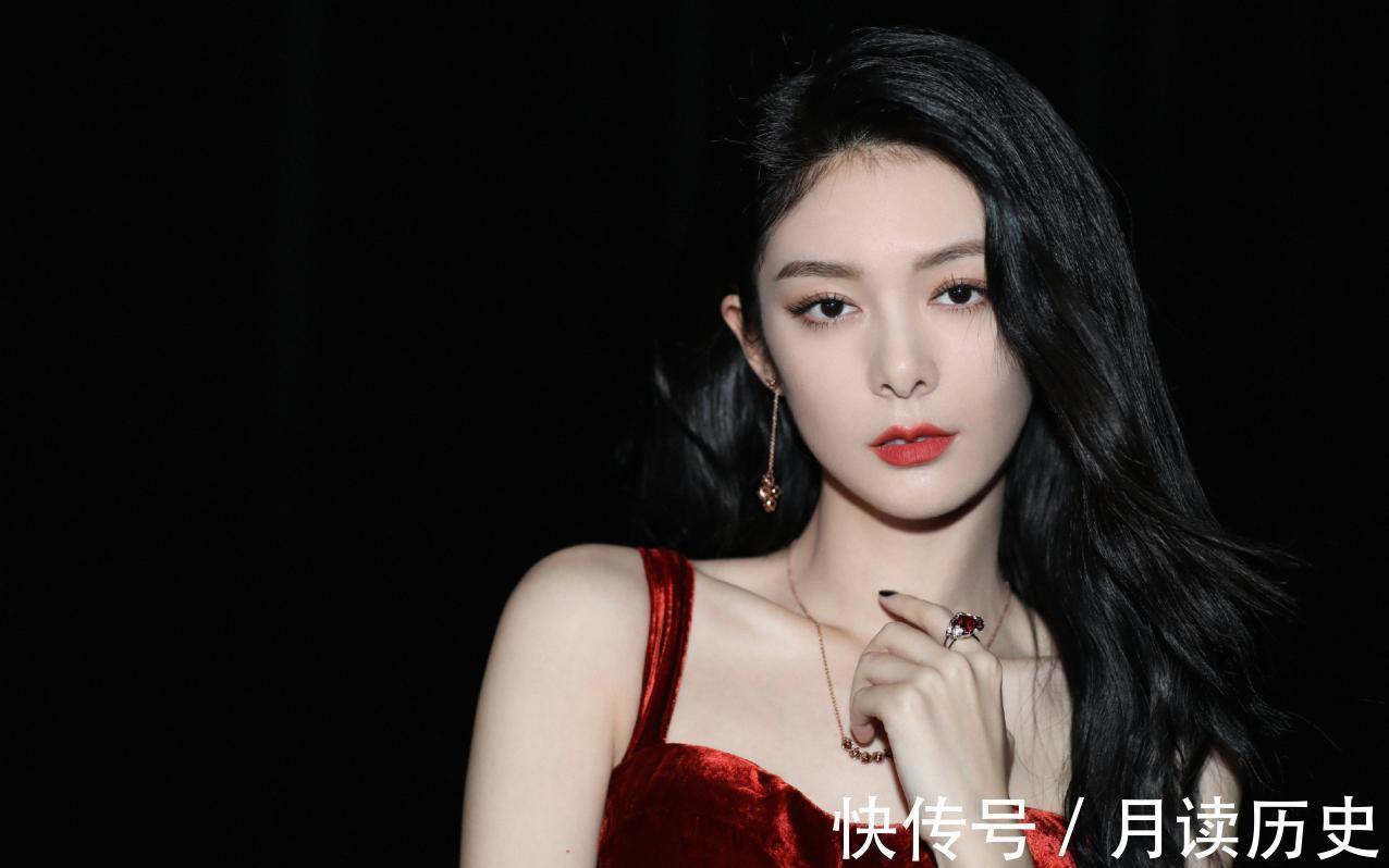 女生|普通女生脸上有3个特点,就是难得的“冷感美人”,太气质了