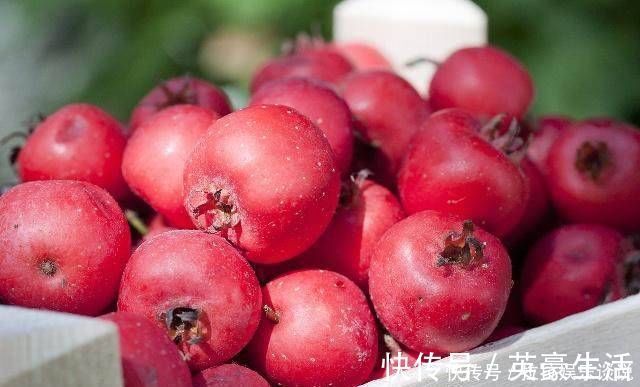 西瓜|孕期，孕妈尽量少吃这3种水果，或许利于胎儿发育，莫忽视