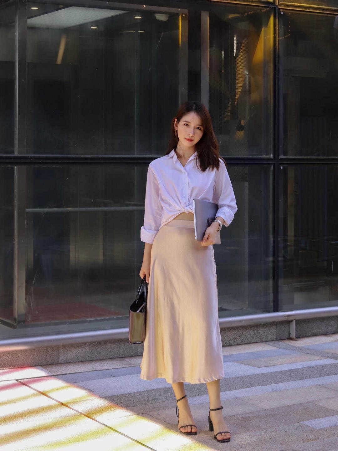 时尚|大方得体的穿搭,时尚又简约,任何场合的标配