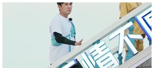 秦昊錄《跑男》，被網友評論存在感弱每次鏡頭還要笑對