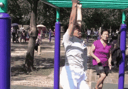 |搞笑GIF:这才是史上最牛婚车,没毛病