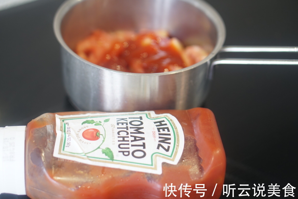 西餐厅几十块的披萨自己在家做，水果浓郁，料足味道好！