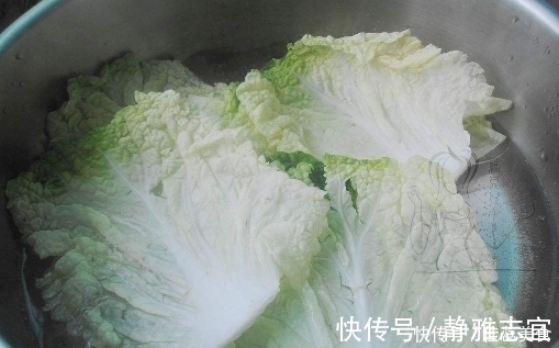 帮子|炒白菜时,别急着下锅炒,多加“1步”,白菜又香又脆还不发黑