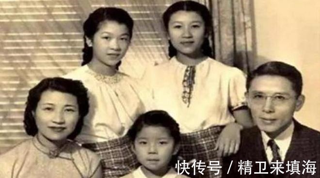 桥梁$此人原配刚去世,他就把外面的妻儿接回家,6个子女至死没原谅他!