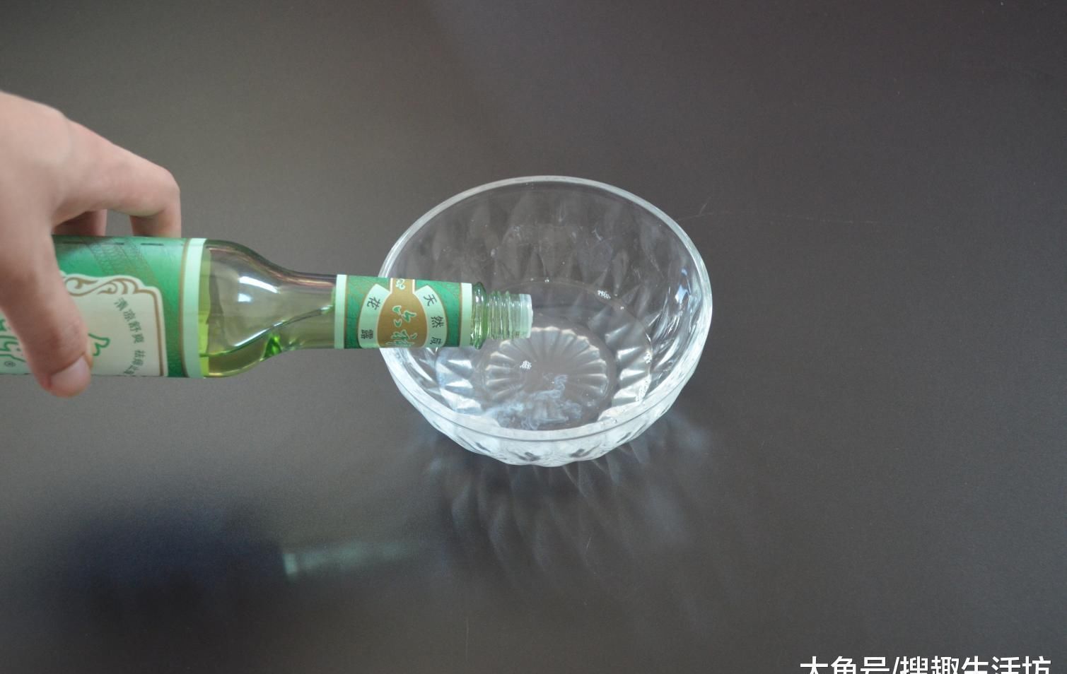 花露水|花露水倒进洗衣液里太实用了, 可惜很多人还不知道, 学会受用一生