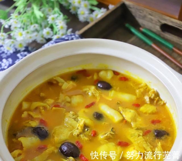 花胶|冬天寒冷干燥,女人要多喝这汤,营养滋润,胶质满满又驱寒!