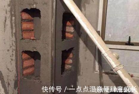 装修|头一次见卫生间这样包立管,太聪明了!省钱又实用