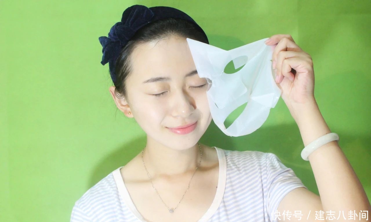皮肤|女性想要变美,最好不要敷面膜睡觉,对皮肤的伤害你都了解吗?