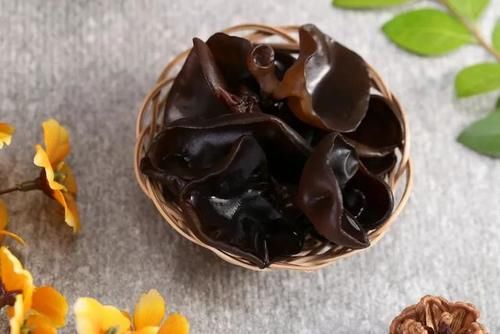 按摩|夏季失眠睡不好,试试这几招穴位按摩