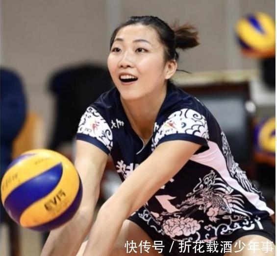 母亲|故事:曾在八一队看饮水机,被郎平发现,16岁破格进入国家队!