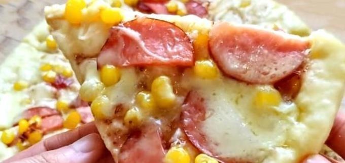 想吃披萨不要出去买,没有烤箱也能做,香甜暄软又拉丝,特好吃